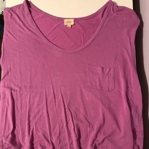 Aritzia Wilfred Sleeveless Flowey Top